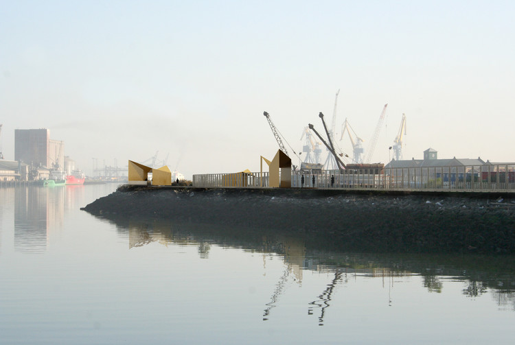 Titanic Walkway